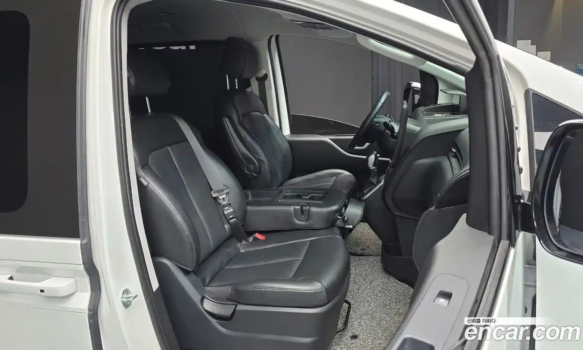 Hyundai Staria 2023 2.2 гидро в Москве № 1417309, фото 12