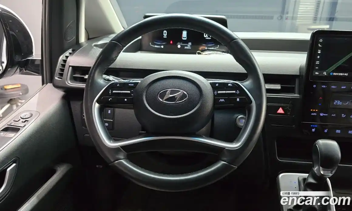 Hyundai Staria 2023 2.2 гидро в Москве № 1417309, фото 13