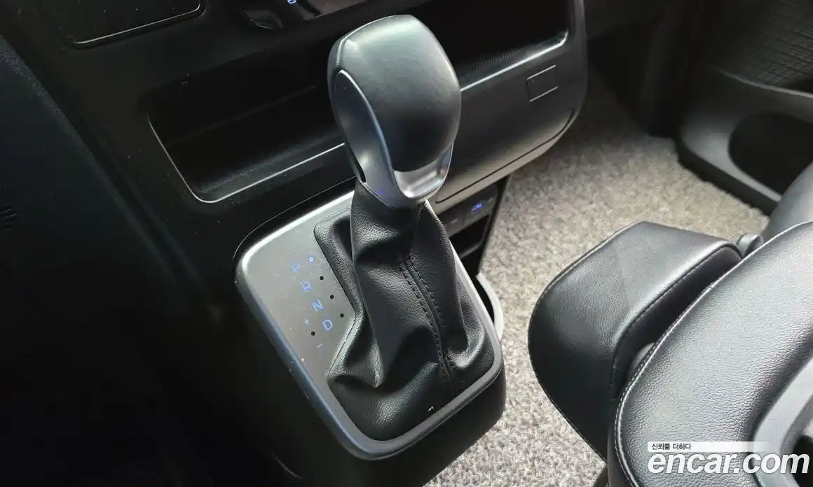 Hyundai Staria 2023 2.2 гидро в Москве № 1417309, фото 9