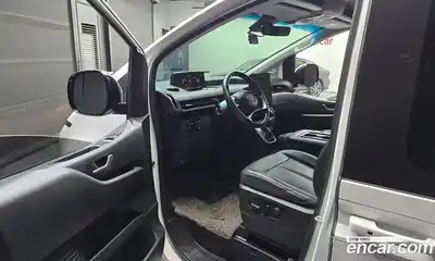Hyundai Staria 2023 2.2 гидро в Москве № 1417309, миниатюра 10