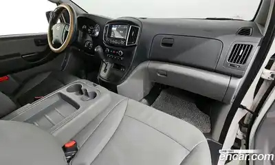 Hyundai Starex 2020 2.5 Автомат в Москве № 1417385, миниатюра 7