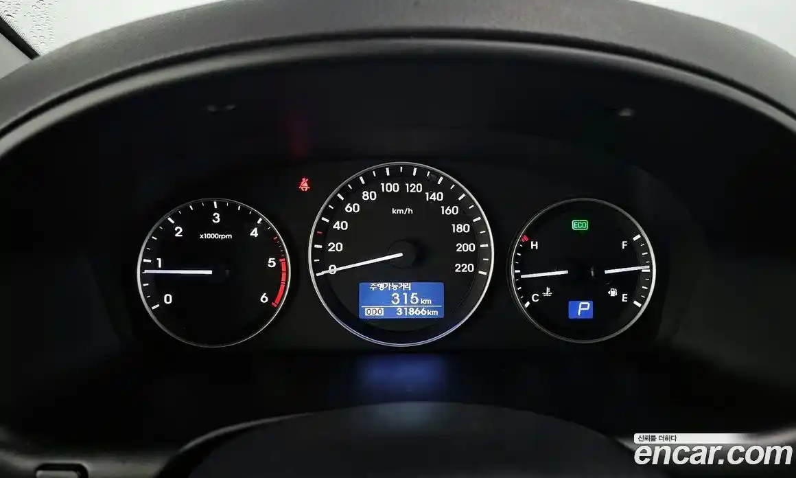 Hyundai Starex 2020 2.5 Автомат в Москве № 1417385, фото 8