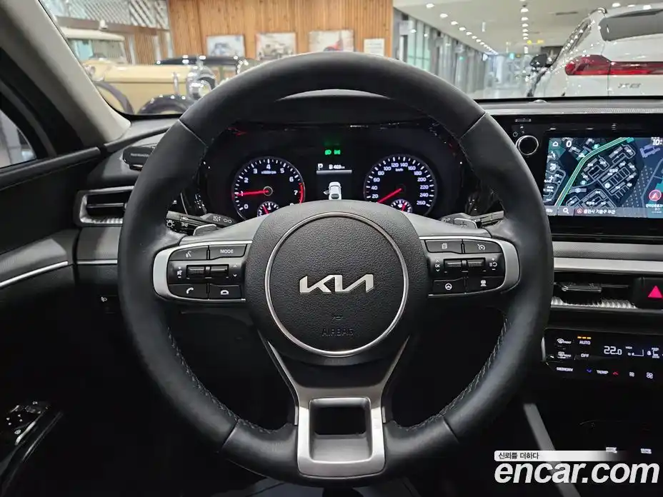 Kia K5 2022 2.0 гидро в Москве № 1417898, фото 18