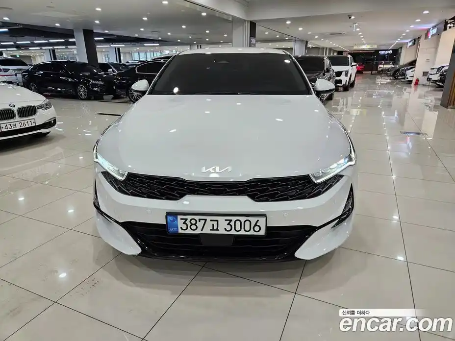 Kia K5 2022 2.0 гидро в Москве № 1417898, фото 3
