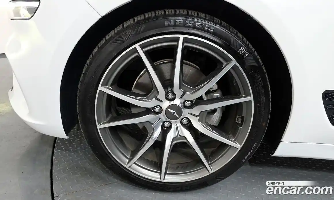 Genesis G70 2021 2.0 Автомат в Москве № 1418443, фото 5