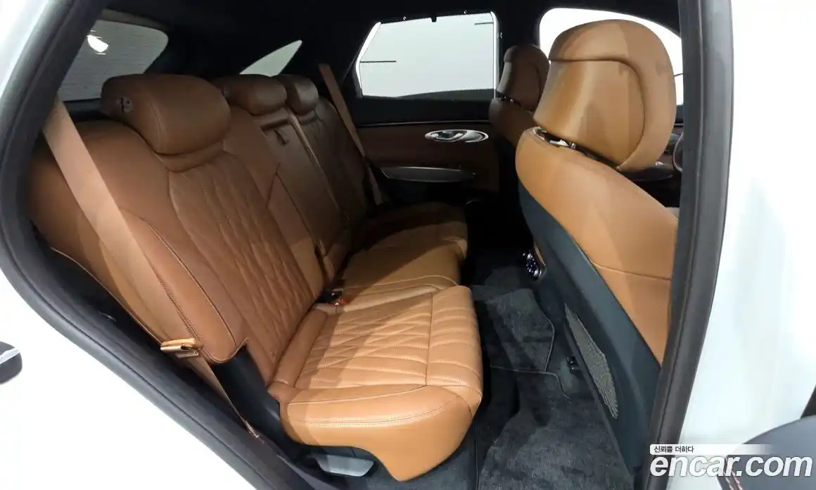 Genesis GV70 2023 2.5 Автомат в Москве № 1418483, фото 12