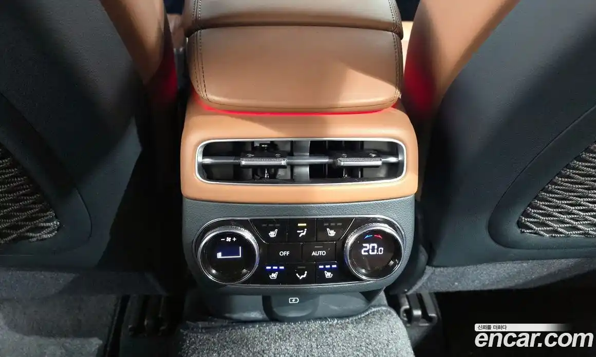 Genesis GV70 2023 2.5 Автомат в Москве № 1418483, фото 15