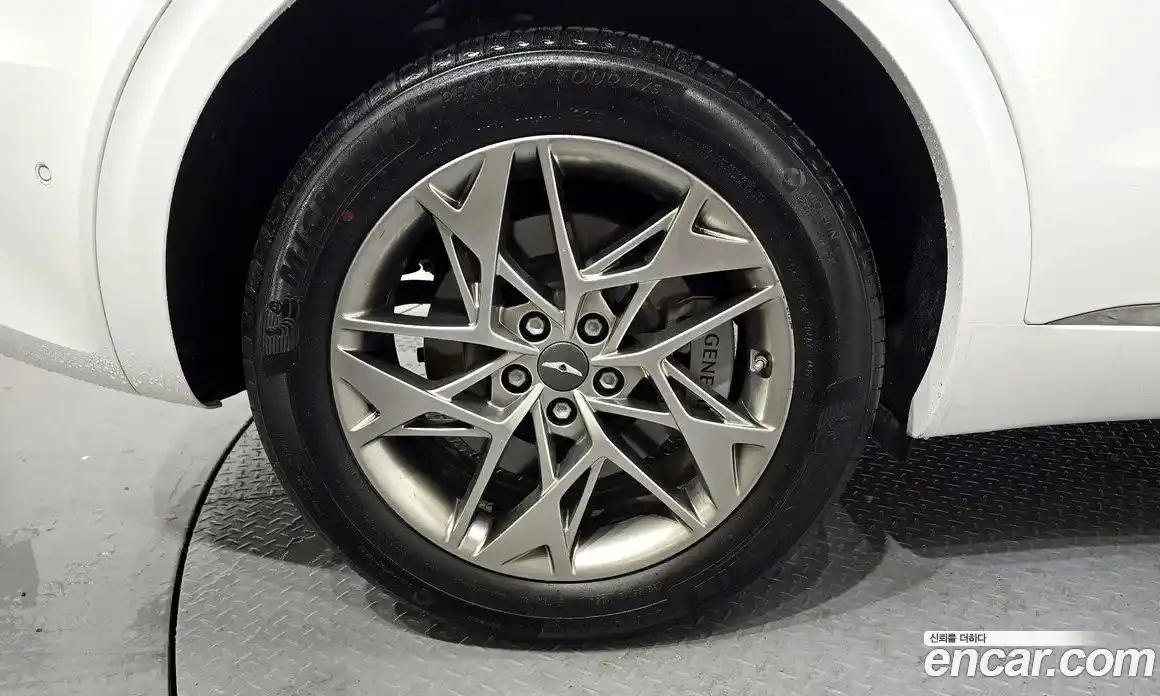 Genesis GV70 2023 2.5 Автомат в Москве № 1418483, фото 5