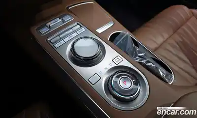 Genesis GV70 2023 2.5 Автомат в Москве № 1418483, миниатюра 9