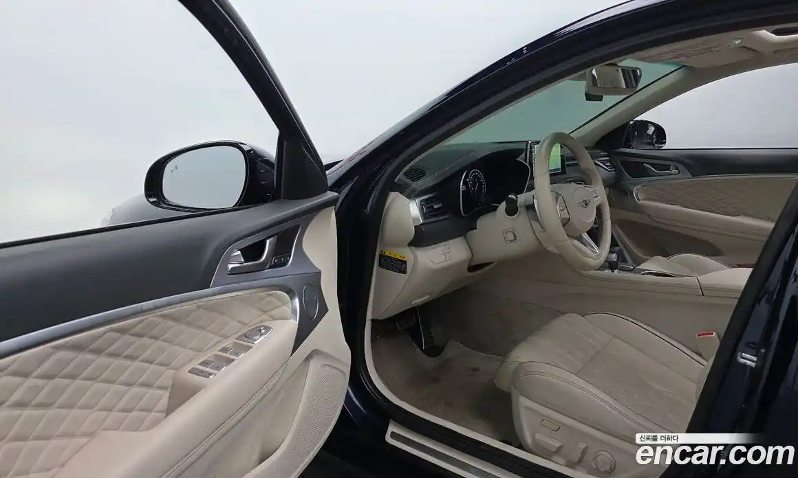 Genesis G70 2019 2.0 Автомат в Москве № 1418497, фото 10