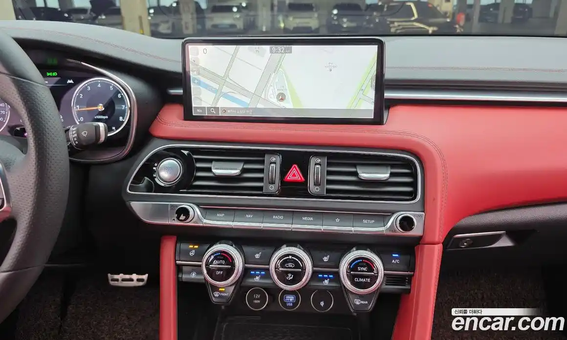 Genesis G70 2023 2.0 Автомат в Москве № 1418512, фото 14