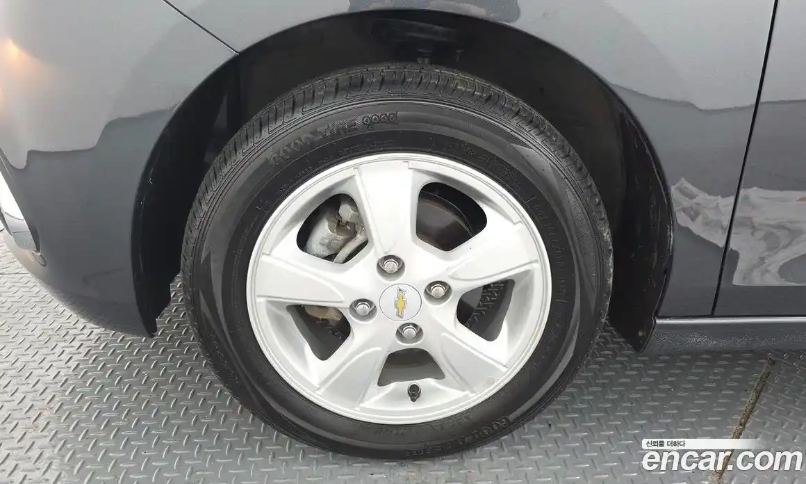 Chevrolet Spark 2017 1.0 гидро в Москве, фото 5