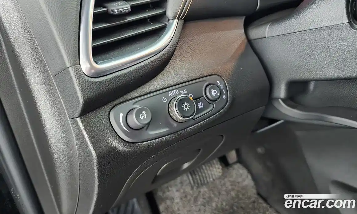 Chevrolet Trax 2018 1.4 гидро в Москве № 1420249, фото 20