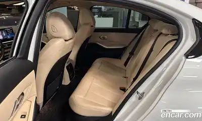 BMW 3-Series 2022 2.0 Автомат в Москве № 1420607, миниатюра 11