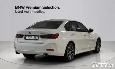 BMW 3-Series 2022 2.0 Автомат в Москве № 1420607, миниатюра 2