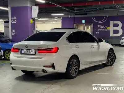 BMW 3-Series 2022 2.0 Автомат в Москве № 1420628, миниатюра 2