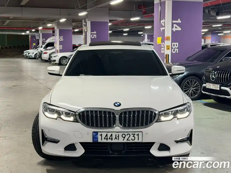 BMW 3-Series 2022 2.0 Автомат в Москве № 1420628, фото 3
