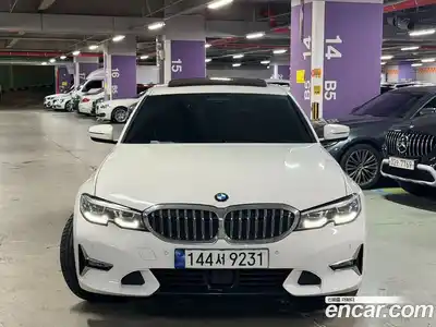 BMW 3-Series 2022 2.0 Автомат в Москве № 1420628, миниатюра 3