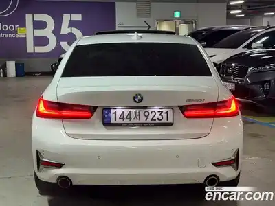 BMW 3-Series 2022 2.0 Автомат в Москве № 1420628, миниатюра 4