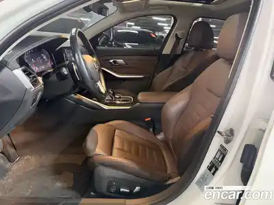 BMW 3-Series 2022 2.0 Автомат в Москве № 1420628, миниатюра 10