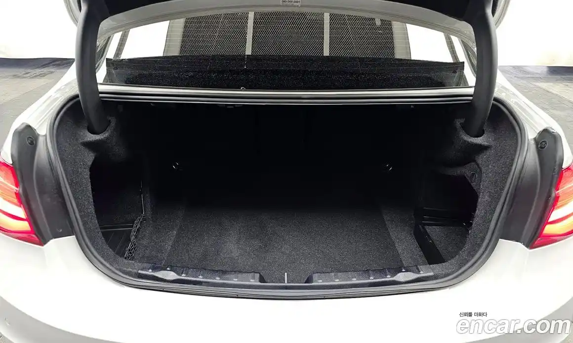 BMW 3-Series 2018 2.0 Автомат в Москве № 1420638, фото 19