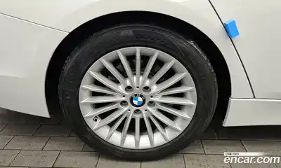 BMW 3-Series 2018 2.0 Автомат в Москве № 1420638, миниатюра 4