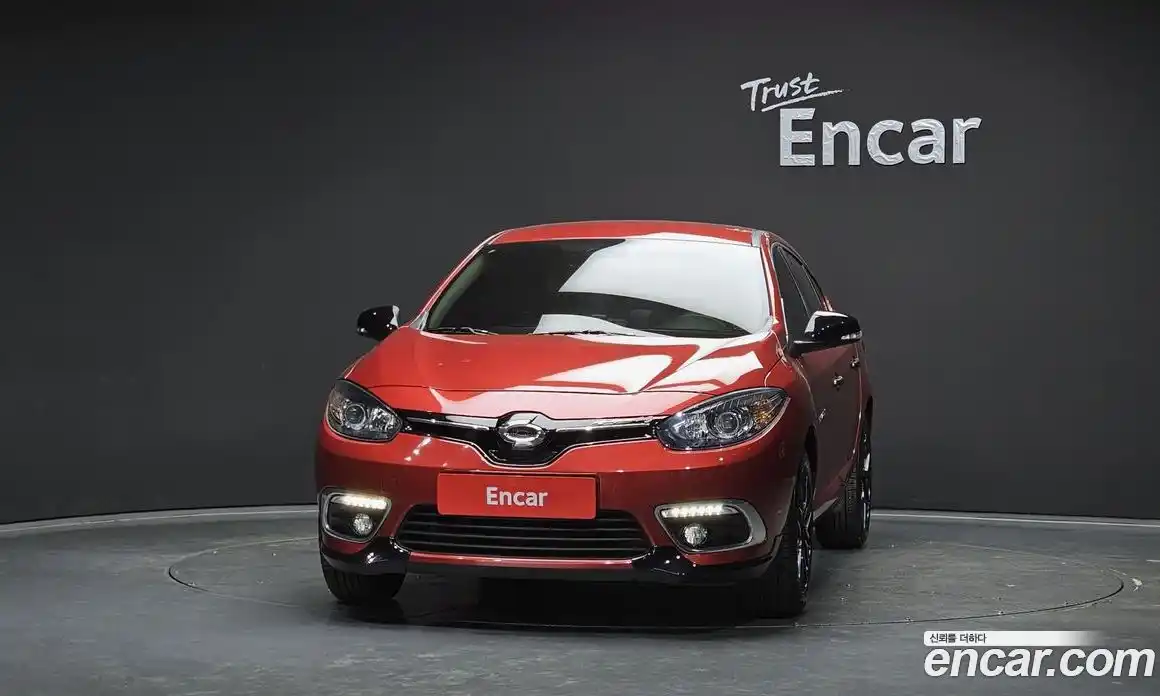 Renault SM3 2015 1.6 гидро в Москве № 1420741, фото 3