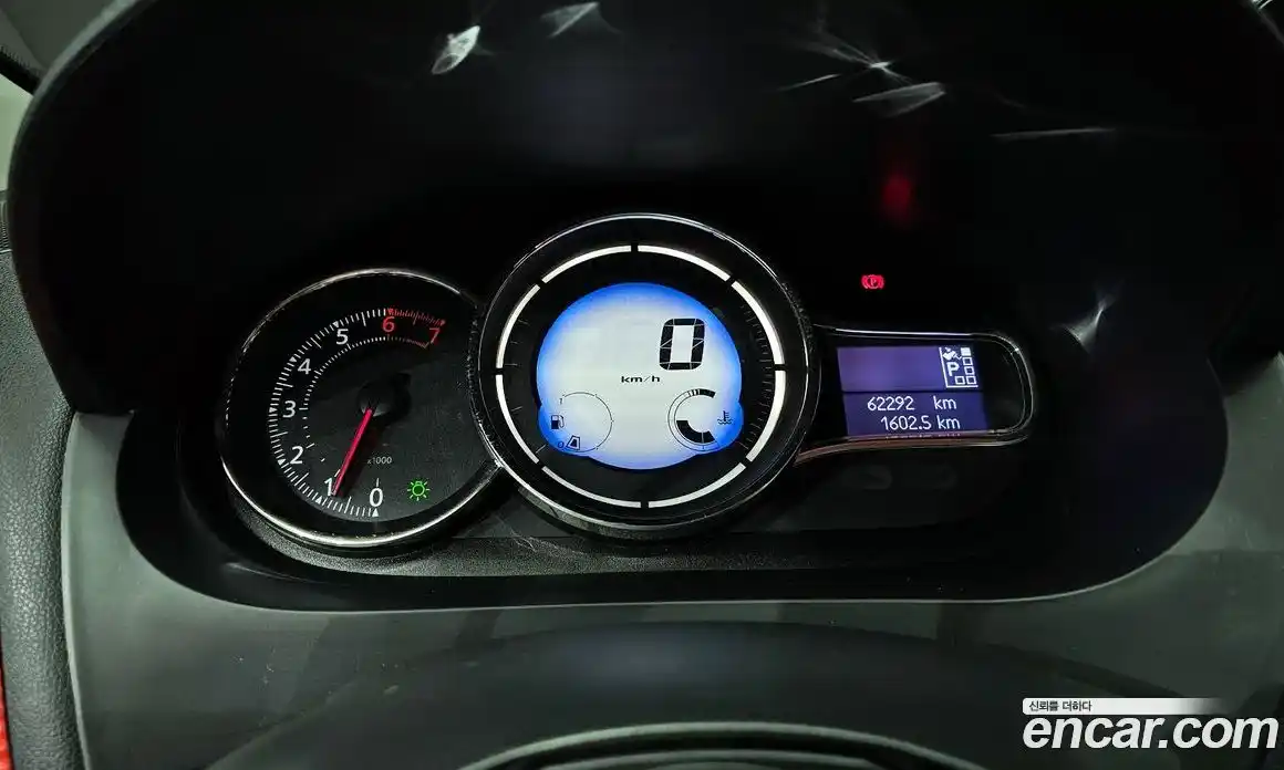 Renault SM3 2015 1.6 гидро в Москве № 1420741, фото 8