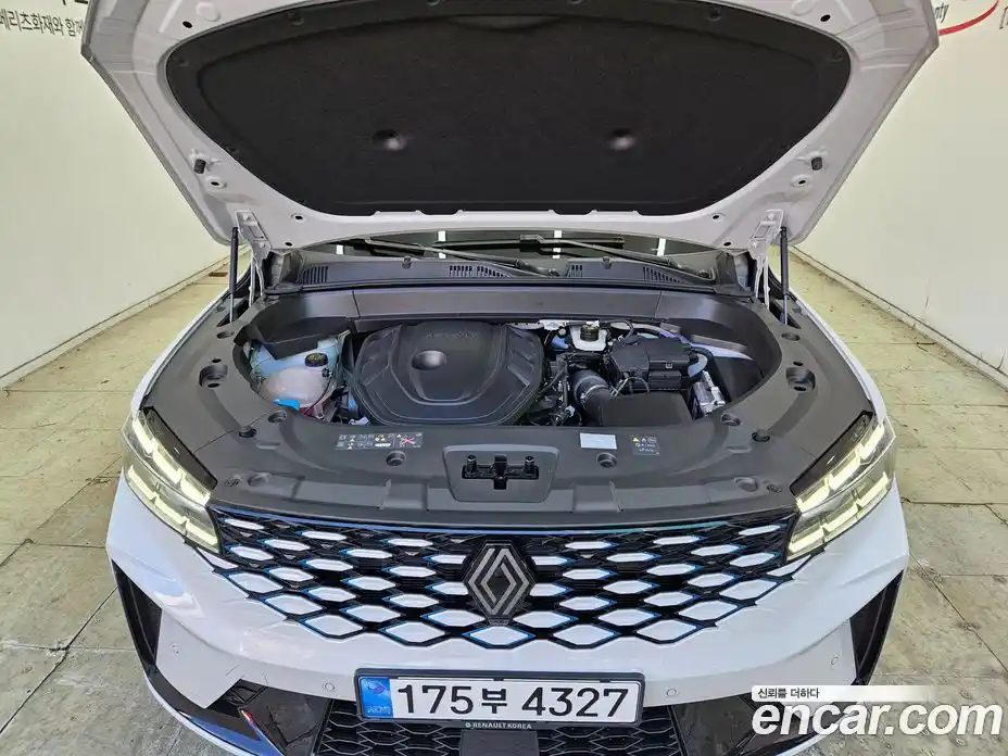 Renault Grand Koleos 2024 2.0 гидро в Москве № 1421236, фото 15
