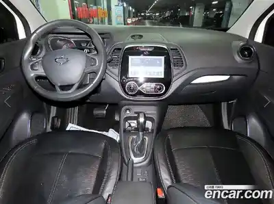 Renault QM3 2018 1.5 гидро в Москве № 1421333, миниатюра 11