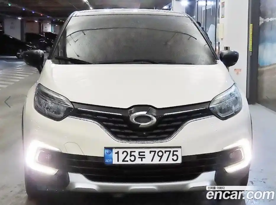 Renault QM3 2018 1.5 гидро в Москве № 1421333, фото 3