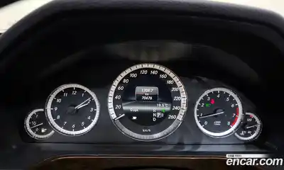 Mercedes-Benz E-Class 2013 1.8 гидро в Москве № 1421991, миниатюра 8