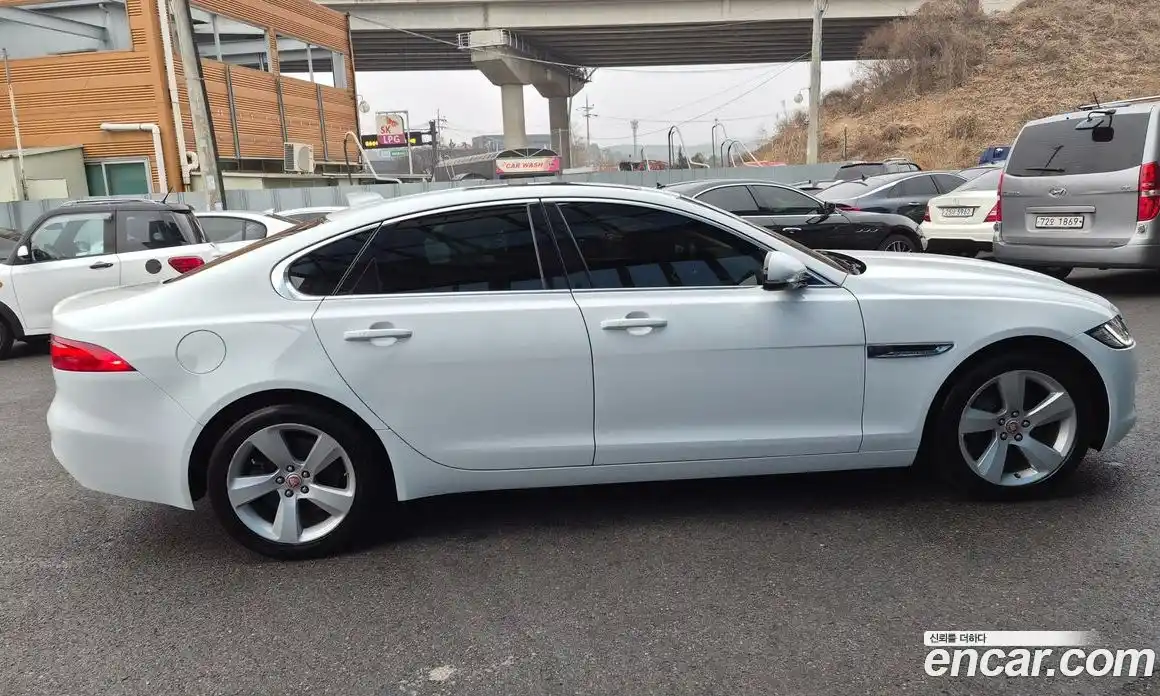 Jaguar XF 2018 2.0 гидро в Москве № 1423172, фото 3