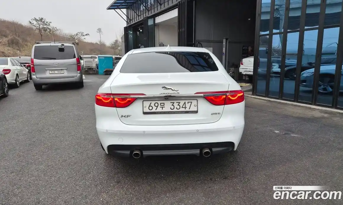 Jaguar XF 2018 2.0 гидро в Москве № 1423172, фото 4