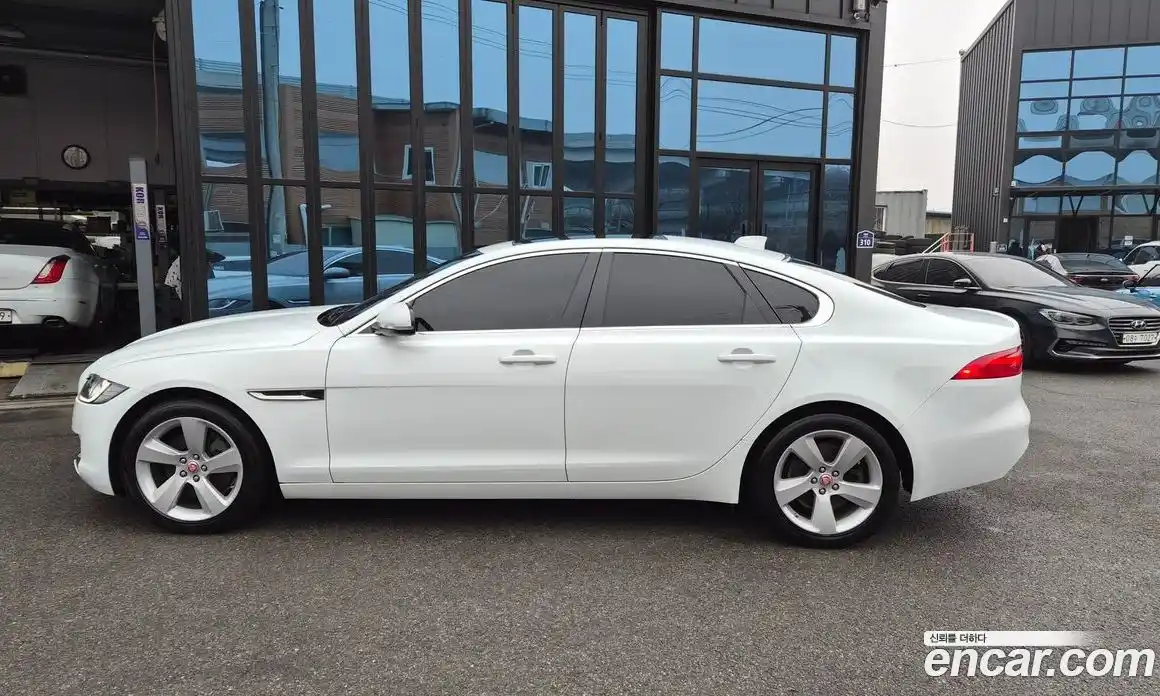 Jaguar XF 2018 2.0 гидро в Москве № 1423172, фото 5