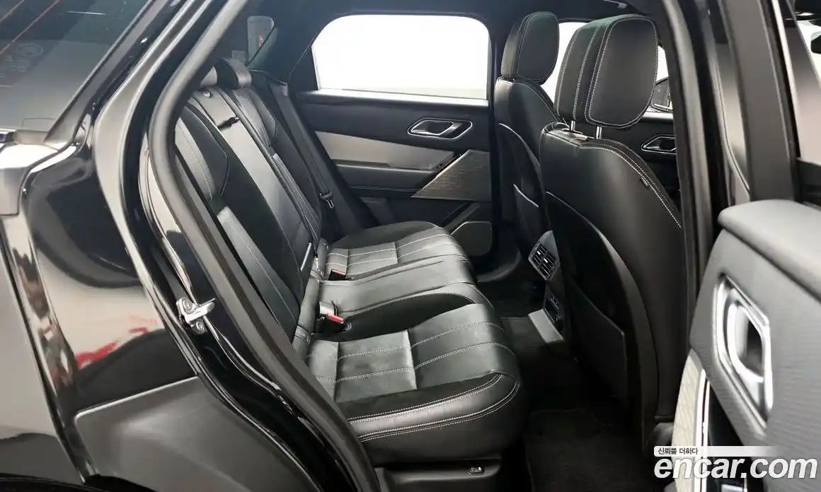 Land Rover Range-Rover Velar 2018 3.0 гидро в Москве № 1423331, фото 11