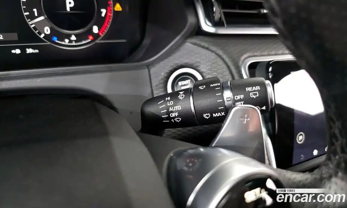 Land Rover Range-Rover Velar 2018 3.0 гидро в Москве № 1423331, фото 13