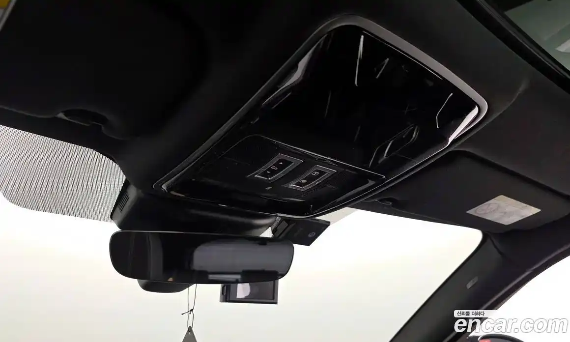 Land Rover Range-Rover Velar 2018 3.0 гидро в Москве № 1423331, фото 18