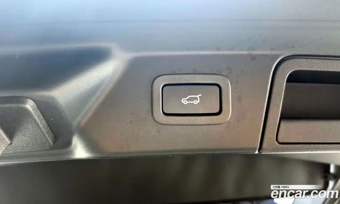 Land Rover Range-Rover Velar 2018 3.0 гидро в Москве № 1423331, фото 20