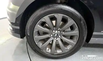 Land Rover Range-Rover Velar 2018 3.0 гидро в Москве № 1423331, миниатюра 5