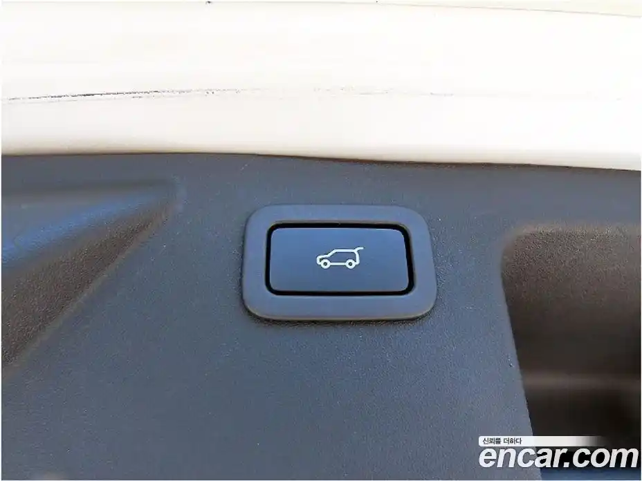 Land Rover Discovery Sport 2017 2.0 гидро в Москве № 1423427, фото 15