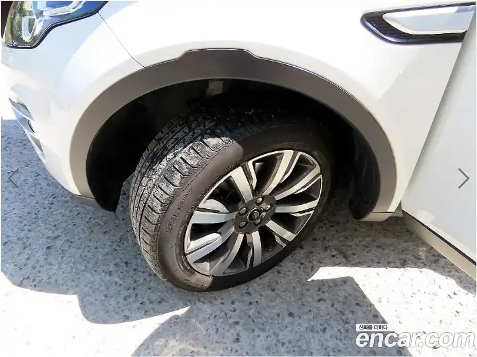 Land Rover Discovery Sport 2017 2.0 гидро в Москве № 1423427, фото 20