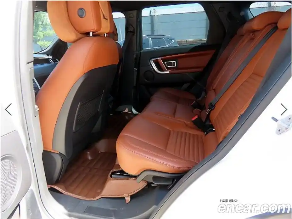Land Rover Discovery Sport 2017 2.0 гидро в Москве № 1423427, фото 6