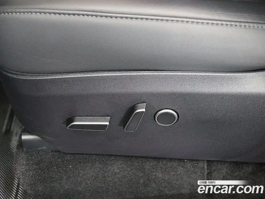 Tesla Model Y 2024 гидро в Москве № 1423921, фото 13