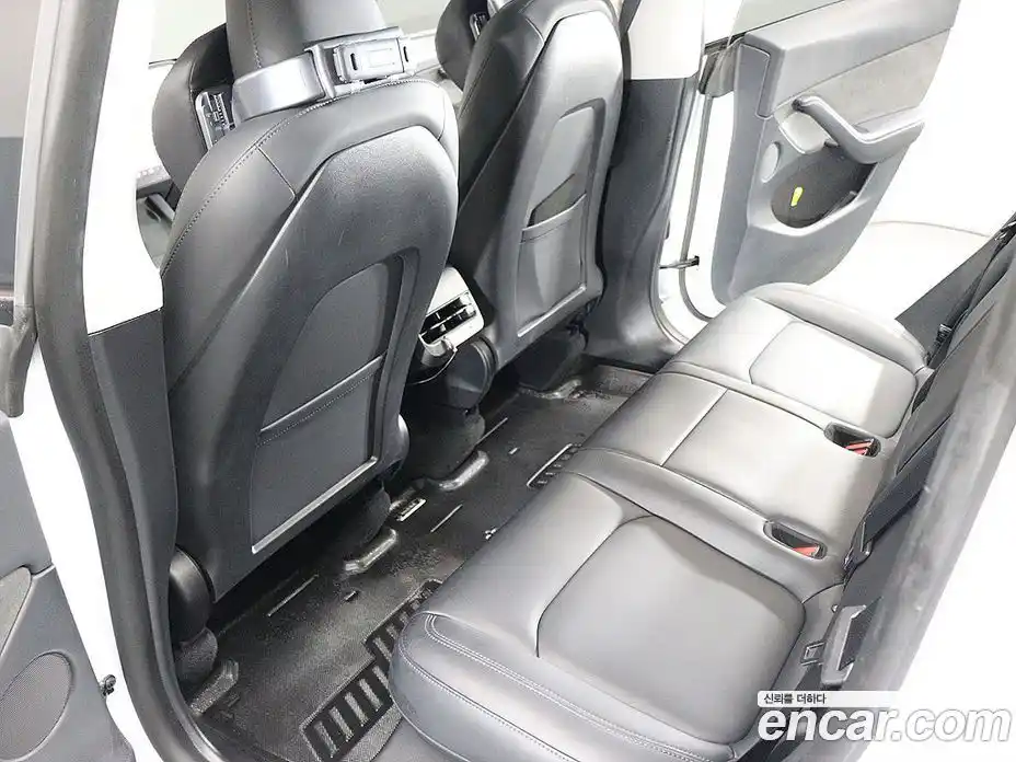 Tesla Model Y 2024 гидро в Москве № 1423921, фото 16