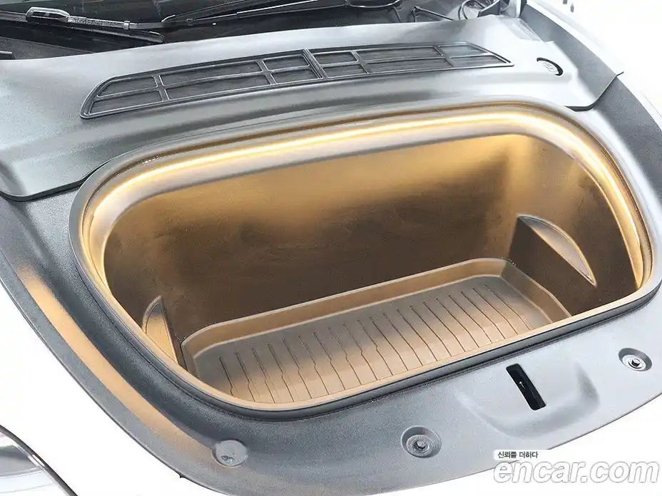 Tesla Model Y 2024 гидро в Москве № 1423921, фото 19