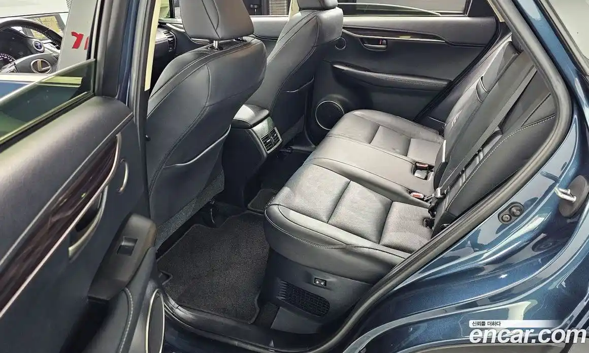 Lexus NX 2015 2.5 гидро в Москве № 1424052, фото 11