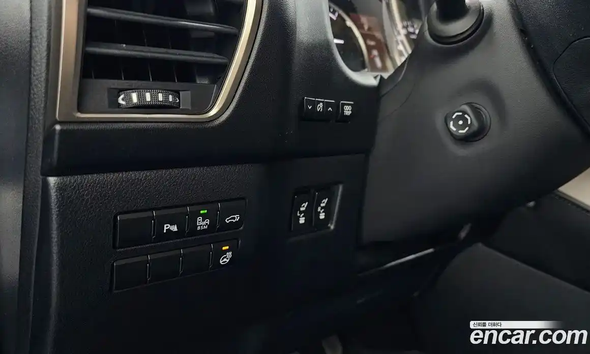 Lexus NX 2015 2.5 гидро в Москве № 1424052, фото 15