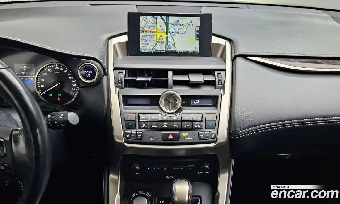 Lexus NX 2015 2.5 гидро в Москве № 1424052, фото 16