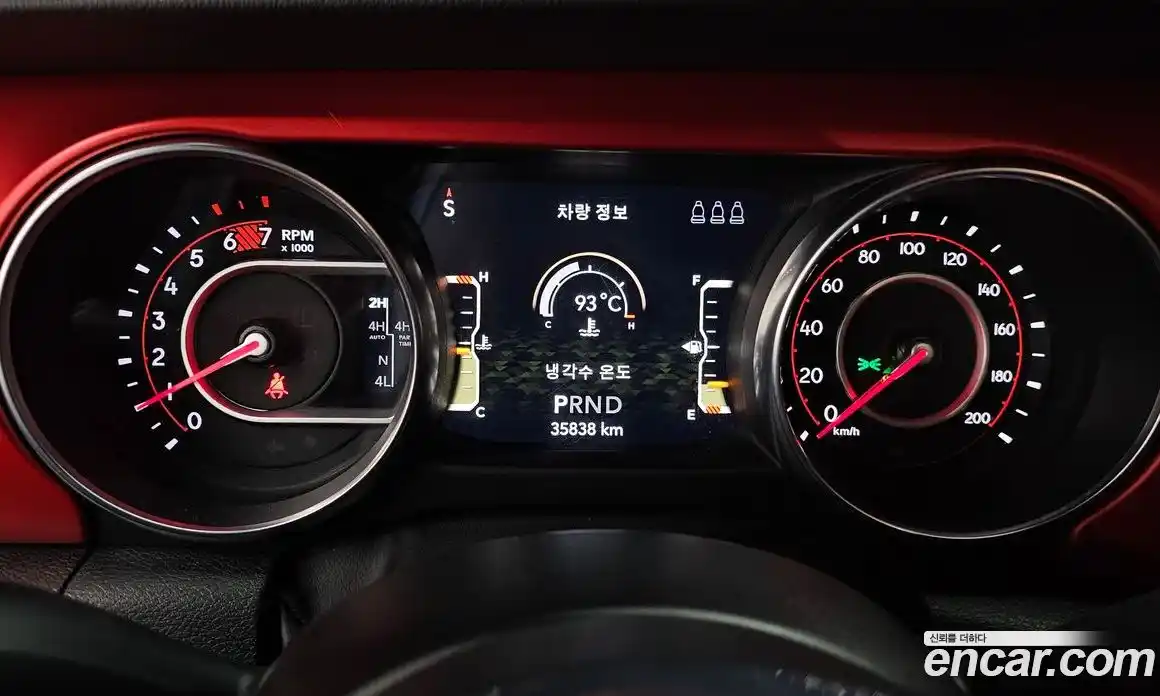 Jeep Wrangler 2022 2.0 гидро в Москве № 1424318, фото 8
